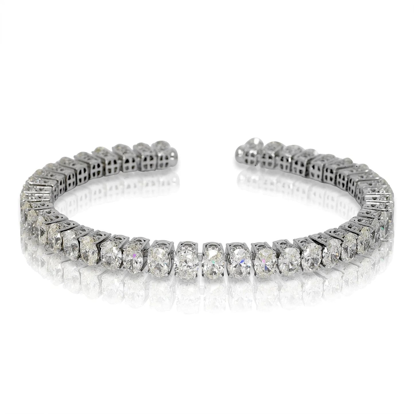 GRA Moissanite Round Shape Station Bracelet B – GRABL006