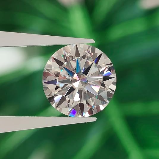 GRA Moissanite 5.50 MM 0.60 Carat D Color VVS1 Clarity Round Shape Excellent Cut