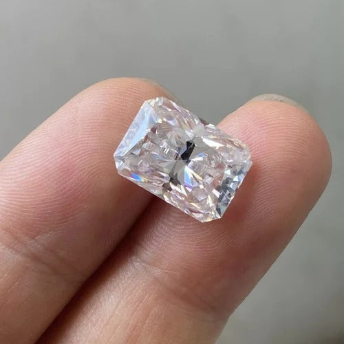 GRA Certified Radiant Cut Moissanite Diamond |5x7 MM 1.00 Carat| D Color VVS1 Clarity